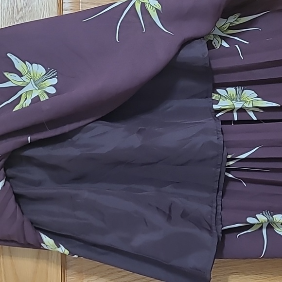 ☀️H&M eggplant chiffon long skirt ✨️ perfect for spring! - Picture 4 of 6